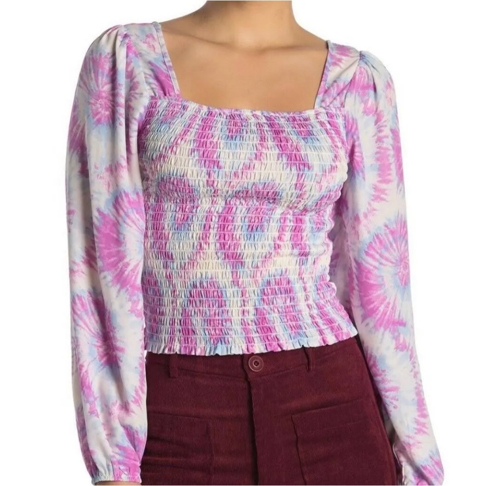 revolve top never worn🤍